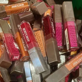 Long-Wear Lipsticks