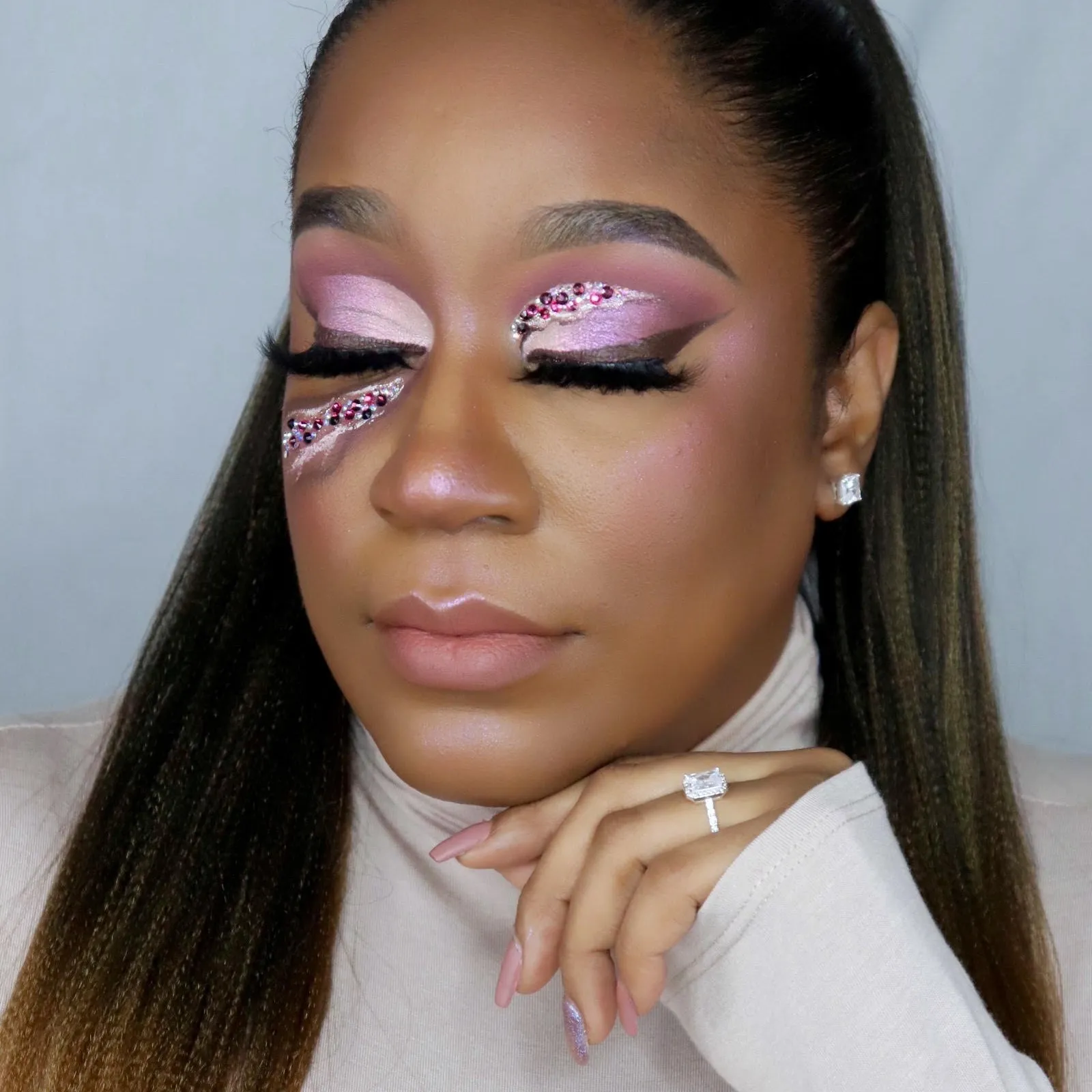 Whats Up Beauty - Geodes Eyeshadow Palette